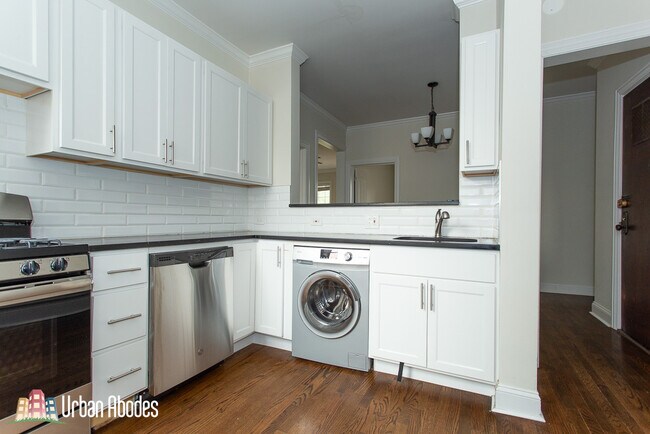 Building Photo - 314 Lee St