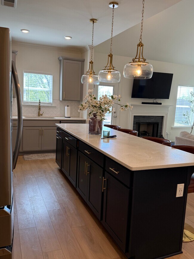 Foto del edificio - 1178 Camellia Ridge Dr