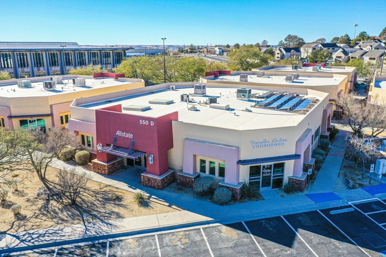 Foto principal - Move-in ready professional office space fo...