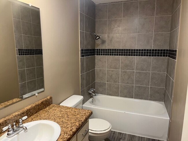 Foto del edificio - Welcome to your dream home in Russellville...
