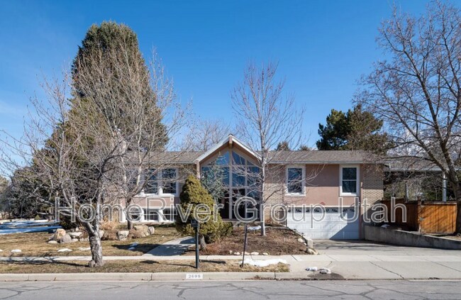 Foto del edificio - 2699 Grandview Dr