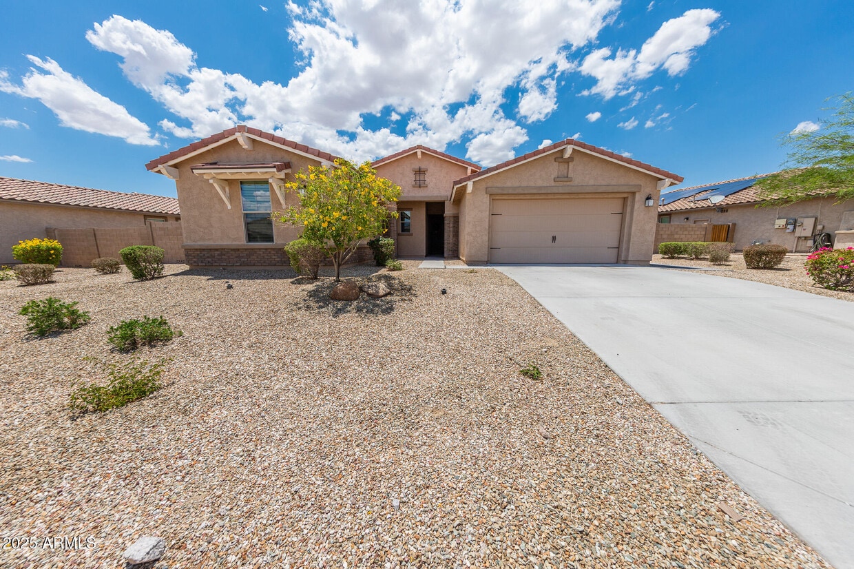 Foto principal - 15248 S 182nd Ln