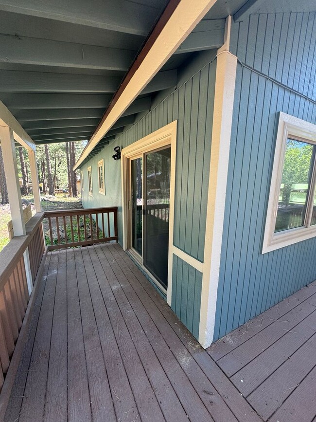 Building Photo - Newly remodeled Home in Kachina Village.  ...