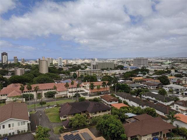 Building Photo - 2040 Nuuanu Ave