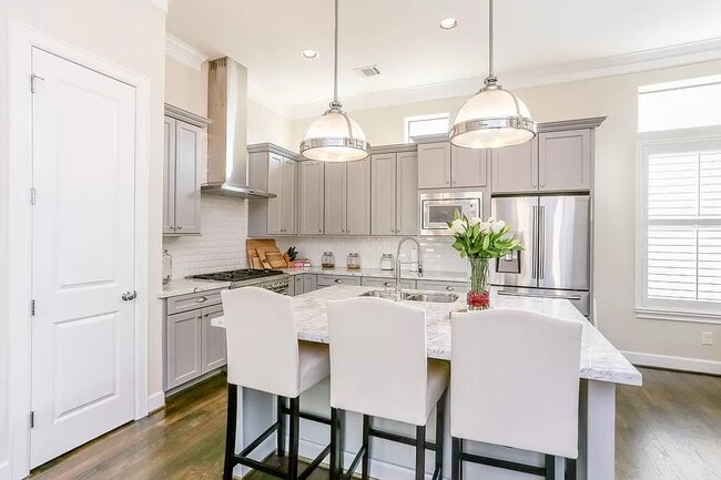 Foto del edificio - 5309 Blossom St