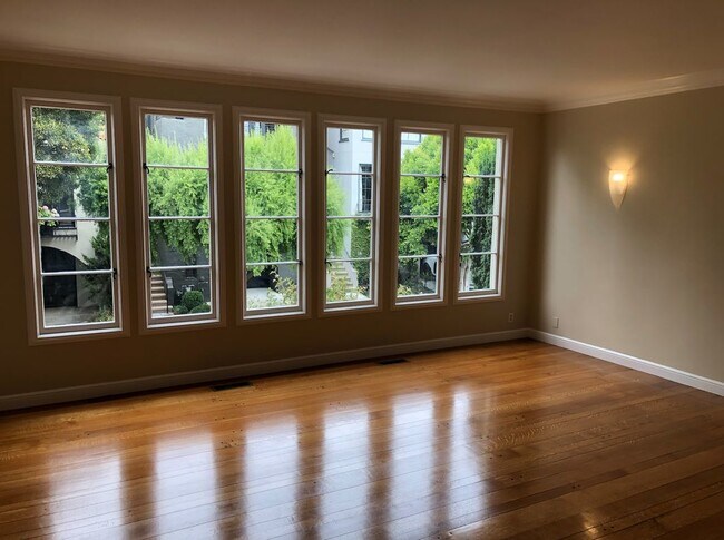 Building Photo - 67 Rossi Ave