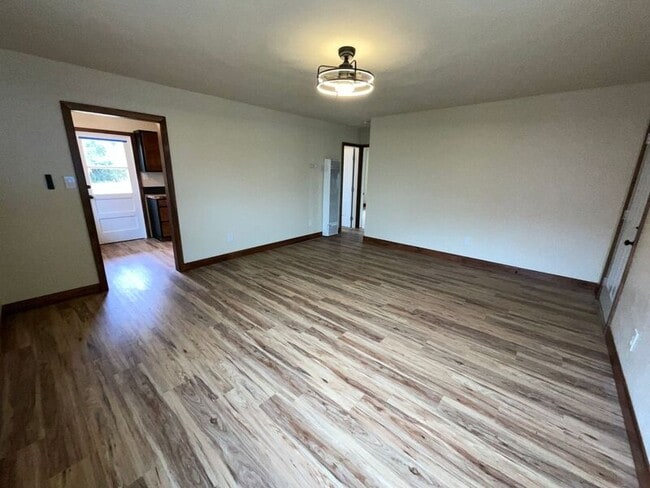 Foto del edificio - 567 Encinitas Ave