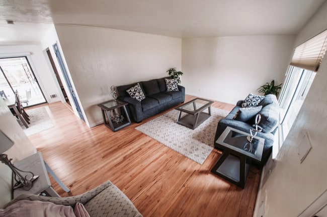 Building Photo - 3149 Wheeling St