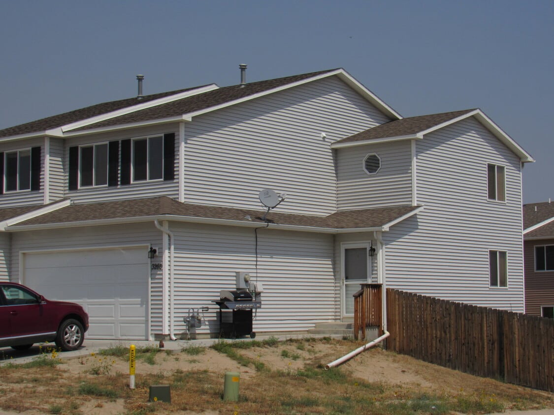 Primary Photo - Westside Twin Home w/Unfinished Basement