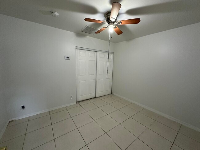 Building Photo - 2519 Griffin Square