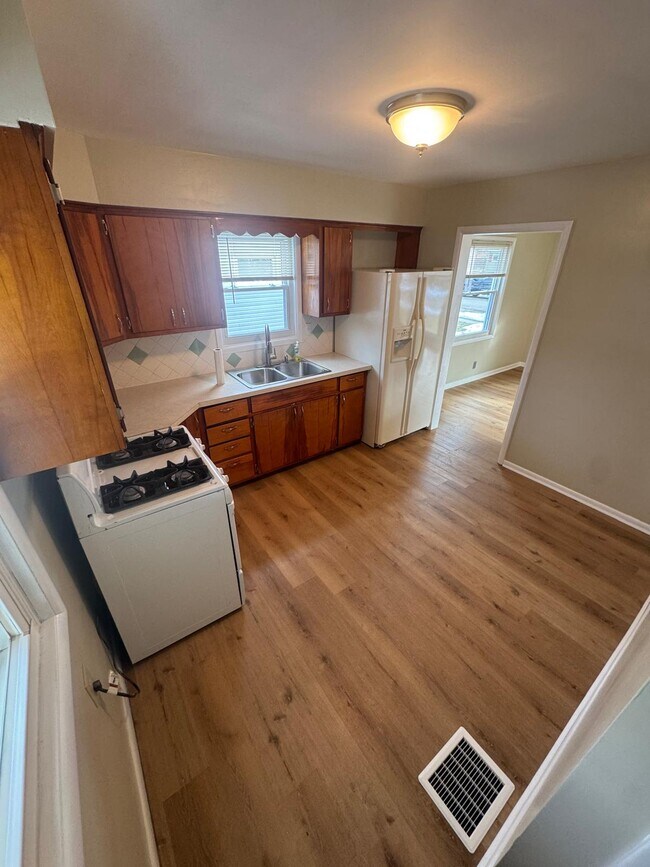 Foto del edificio - 507 Maplewood Dr