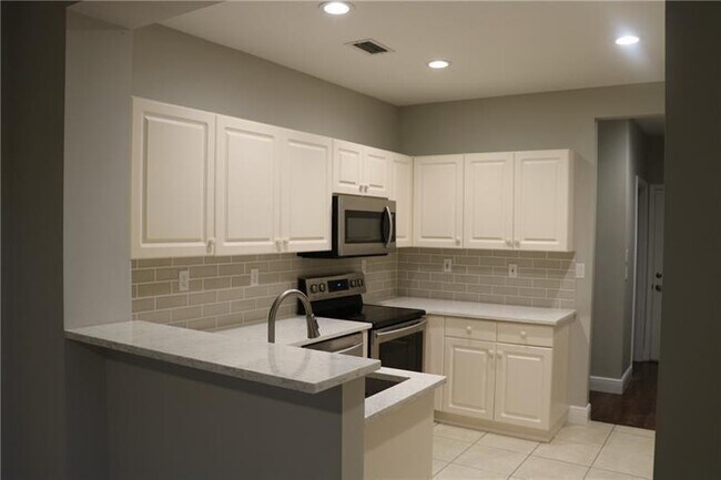 Foto del edificio - 12502 NW 56th St