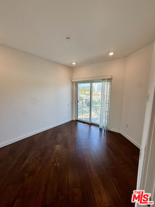 Building Photo - 5531 La Mirada Ave