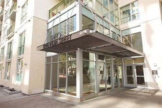 Building Photo - 1240 India St