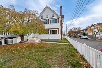 Building Photo - 129 Lynnway