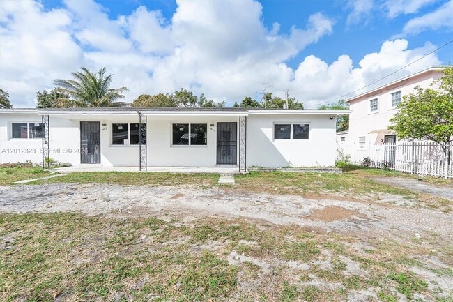 Foto del edificio - 1061 NW 108th Terrace