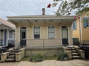 Building Photo - 4809 Iberville St