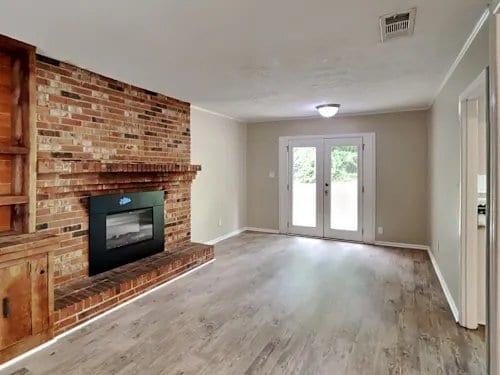 Building Photo - 5674 Elmtree Dr