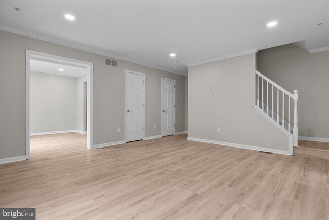 Foto del edificio - 115 Goldfinch Ct
