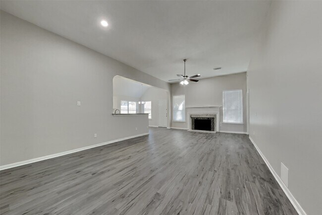 Foto del edificio - 1414 Chesterpoint Dr