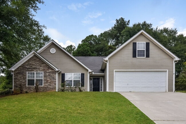 Building Photo - 3600 Biltmore Oaks Dr SE