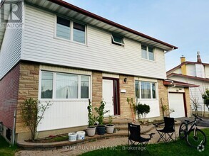 Building Photo - 1441 Fisher Ave