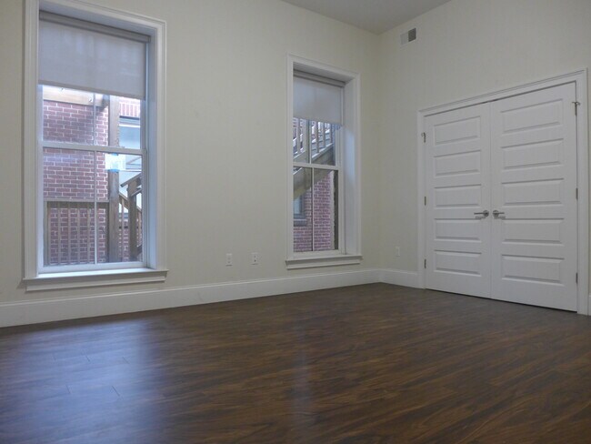 Foto del edificio - 553 Shawmut Ave