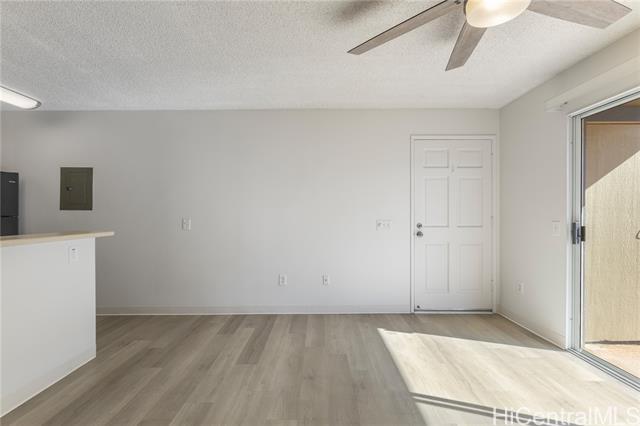 Building Photo - 91-233-233 Hanapouli Cir