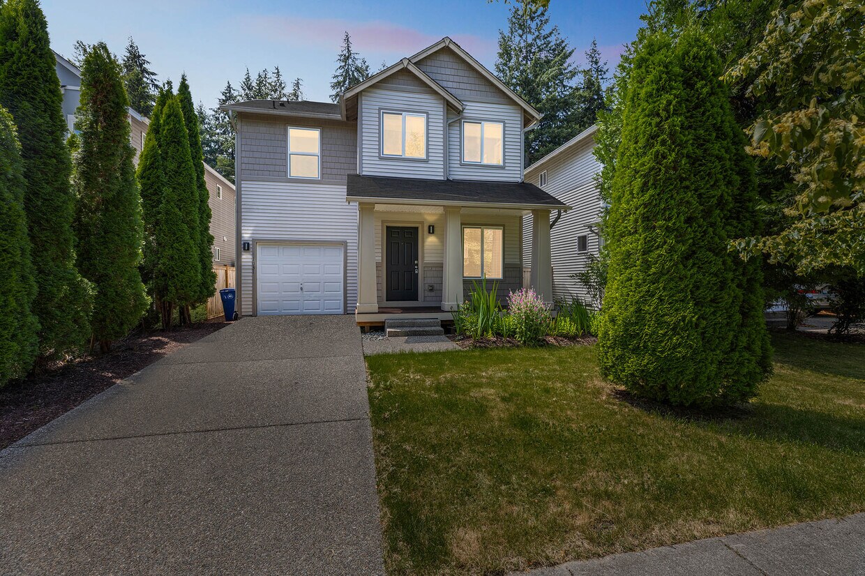 Primary Photo - 11031 Elliston Way NE