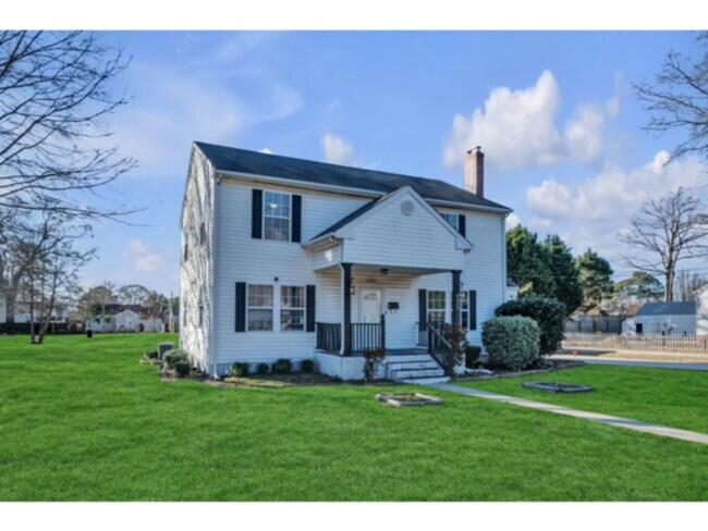 Foto del edificio - 8411 Chesapeake Blvd