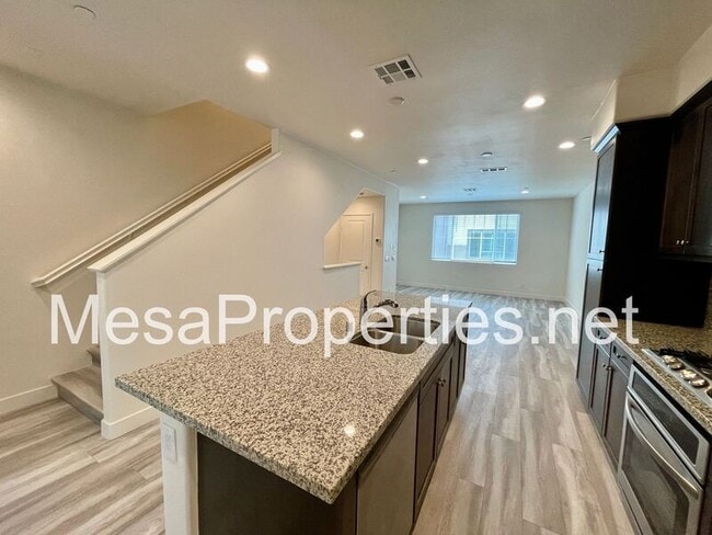 Building Photo - 12166 Chorus Dr