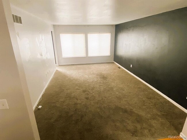 Building Photo - 122 Legacy Park Cir