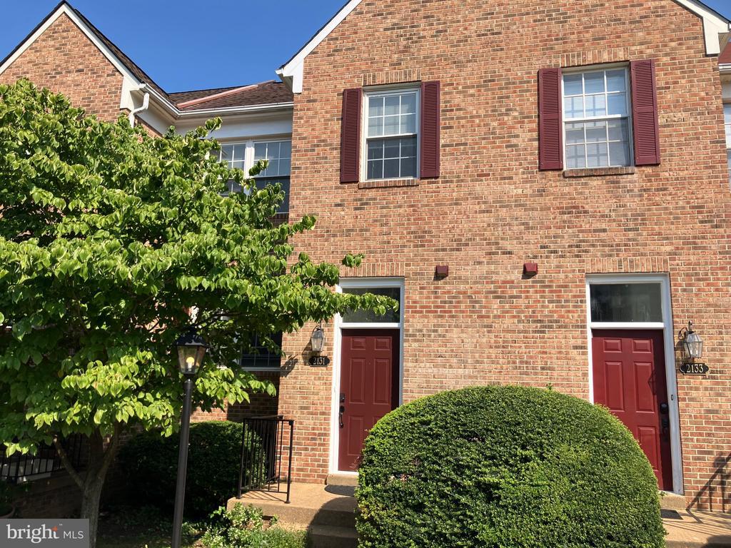 Foto principal - 2131 Dominion Heights Ct