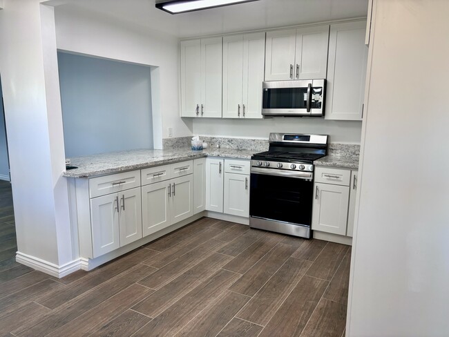Building Photo - 6818 Haas Ave