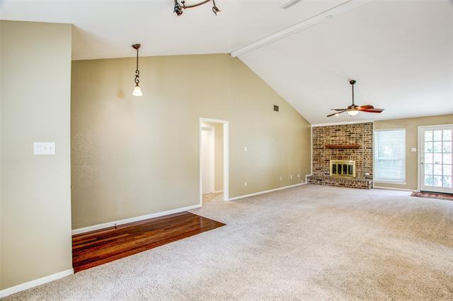 Building Photo - 502 Overland Dr