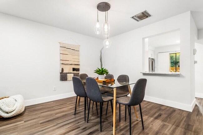 Foto del edificio - 12979 Pennypacker Trail 26, Wellington, FL...