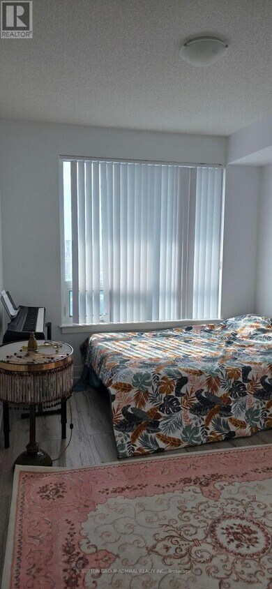 Photo du bâtiment - 7165 Yonge St