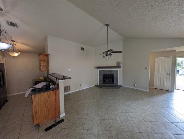 Building Photo - 978 Mapleleaf Ln