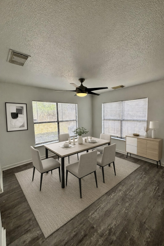 Building Photo - 8151 Cantura Mills