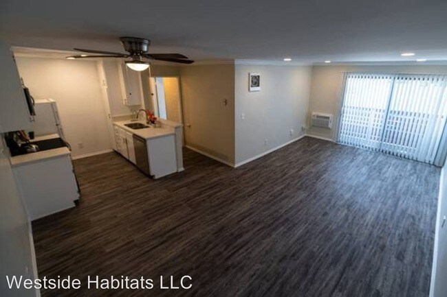 Building Photo - 4444 Ensign Ave