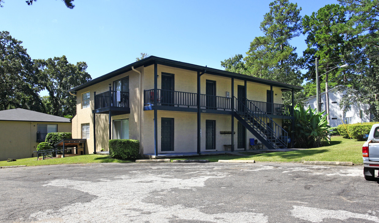 Primary Photo - Miccosukee Gardens