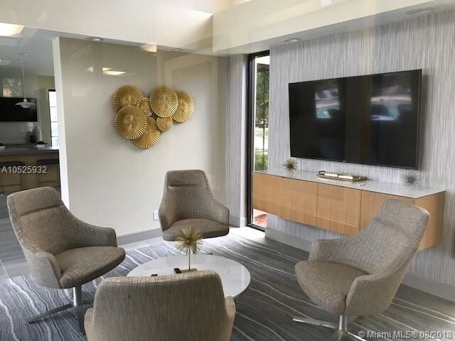 Foto del edificio - 3888 Coral Tree Cir