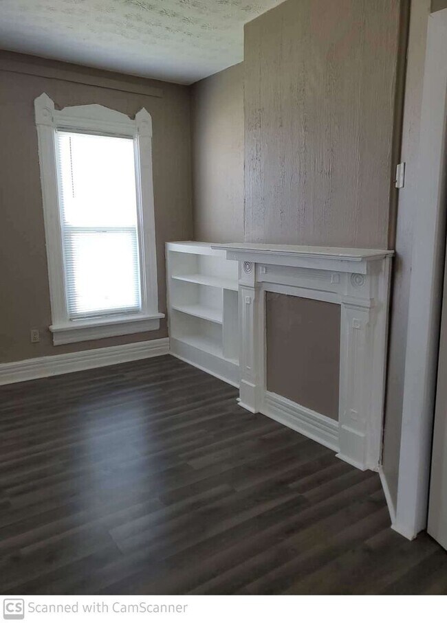 Foto del edificio - Refreshed 3 bed 1 bath home convenient to ...