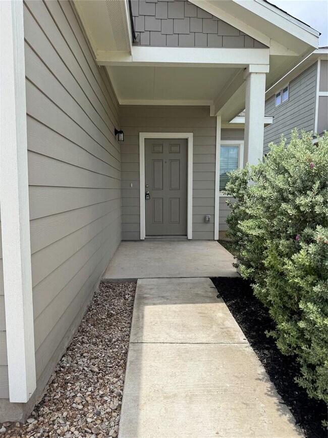 Foto del edificio - 209 Driftwood Ln