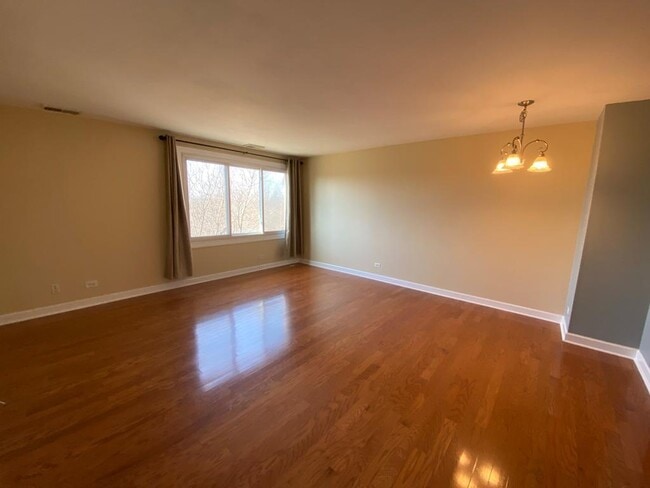 Building Photo - 425 Walnut Creek Rd