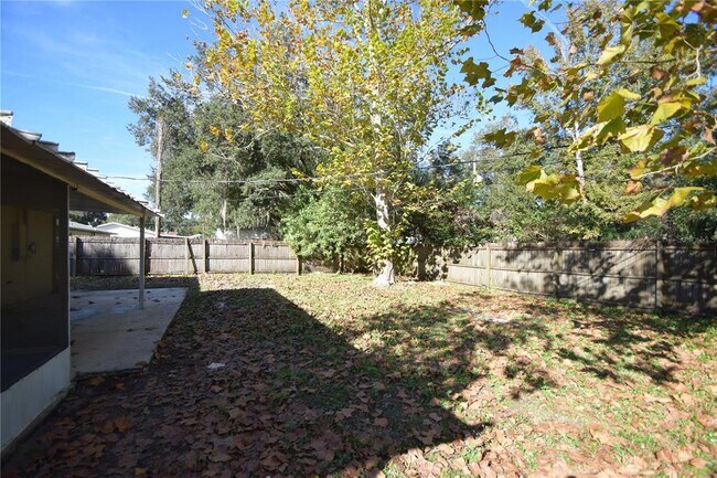 Foto del edificio - 2762 Gale Rose Dr