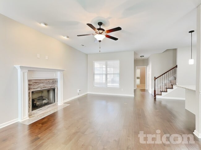 Building Photo - 1050 Paddock Park Cir