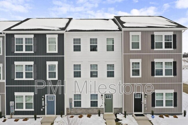 Building Photo - 413 Eclipse St