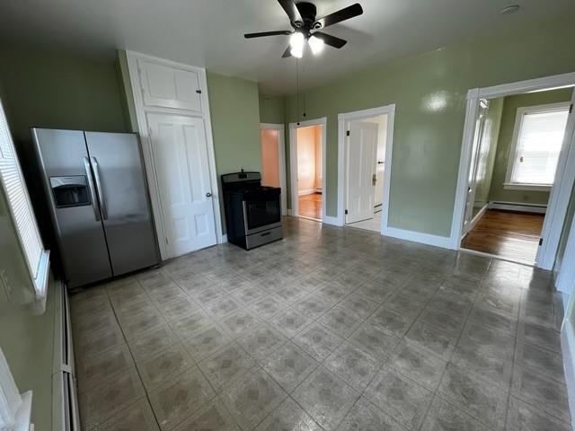 Foto del edificio - 362 Lonsdale Ave