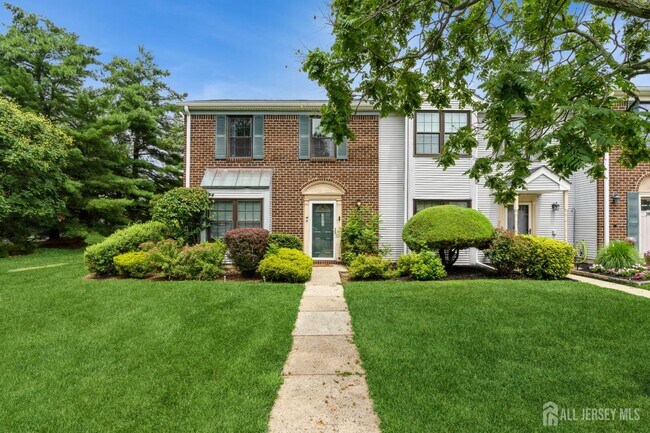 Foto del edificio - 391 Danbury Ln
